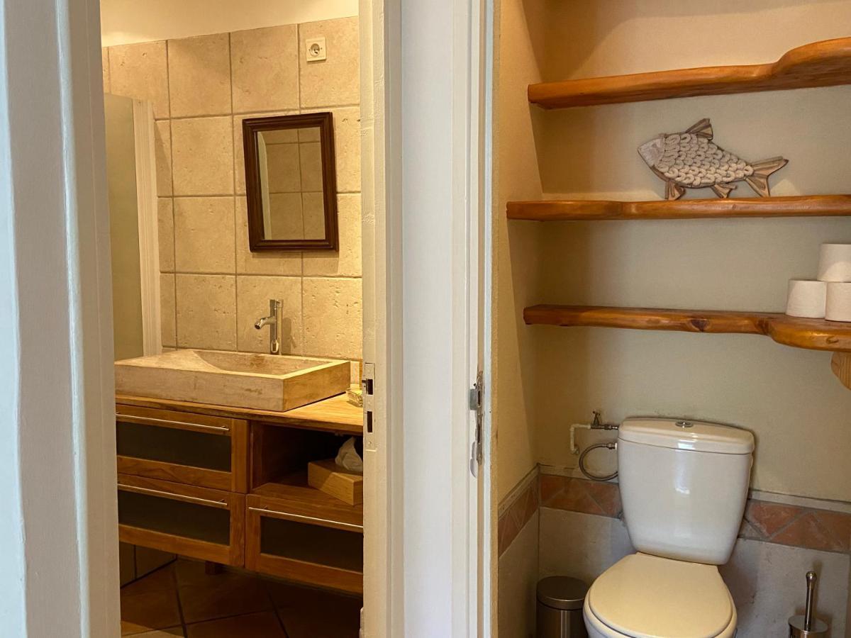 Auberge Gekko Ornaisons Екстериор снимка